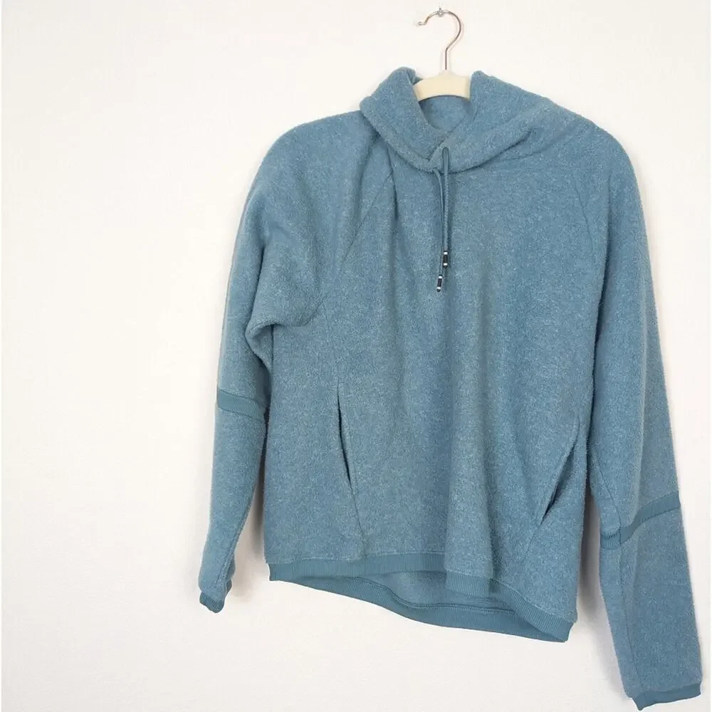 Nike Women's Blue Therma Fleece Cowl Neck Long Sleeve Training Pullover Size S